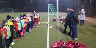 Check spelling or type a new query. Pilka Nozna Fc Polonia Berlin E V