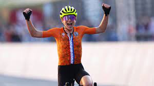 Van vleuten was dropped, yet she showed promise. 3njxfrjfmlcuem
