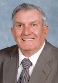 Lynn Dyson's Instagram, Twitter & Facebook