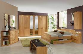 Elegantes schlafzimmer in erle massiv bestehend aus einem 6 turigen kleiderschrank mit einer breite von 269 cm einem doppelbett schlafzimmer haus deko zimmer. Wiemann Schlafzimmer Lausanne Mobel Letz Ihr Online Shop