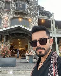 Sunsets, Sea breeze, and Soulful vibes 🌊✨ Greetings from the heart of Port  Louis, the Capital of Mauritius 🇲🇺 ❤️ #poojatushar #tusharbhatt  #mauritius #mauritiusmagic #portlouis #islandlife #we #selfie #nofilter  #outdoors