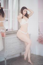 Enji Night Sexy White Lingerie Onlyfans Photos - gotanynudes.com