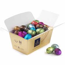 Les fonds d'écran oeuf de pâques, lapin de pâques, oeuf, pâques, peluche et les images. Leonidas En Ligne Lapin En Peluche Avec 500g Petits Oeufs De Paques Leonidas En Ligne Gistel Chocolats Et Delices Belges