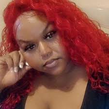 Skai Jackson showing off her baby bump 🤰