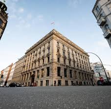 History founding and early history. Cum Ex Skandal Finanzamt Bestatigte Der Warburg Bank Bereits 2015 Korrekte Steuer Abrechnung Welt