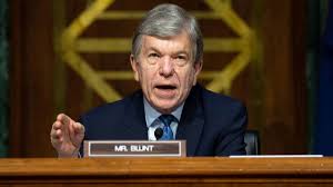 Blunt is the senior senator from missouri and is a republican. Eihmplqjadovpm