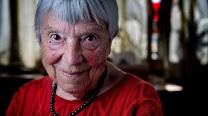 Politiet lå på lur på børnenes fødselsdage for at fange danske kommunister,  som var gået under jorden. Efterkommeres krav om undskyldning splitter  historikere