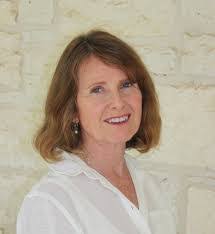 Lori Mcfadden's Instagram, Twitter & Facebook