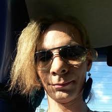 Bella Toth-Urbán (@TothUrban)