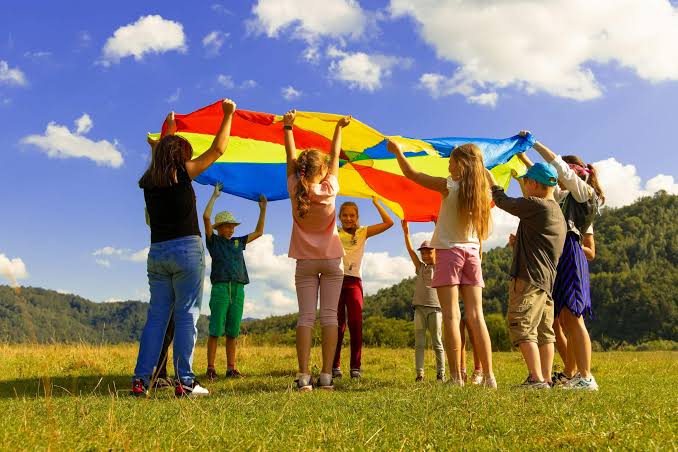 15 Benefits of Summer Camp for Kids | Rayito de Sol