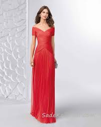 Abiye Modelleri Kirmizi Uzun Genis V Yaka Kisa Kollu Pileli Etekli The Dress Elbiseler Moda Stilleri