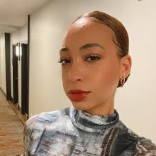 Danielle Givens (@danielle__givens) • Instagram photos and videos