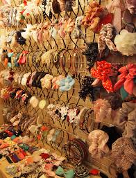 Pin By Doriany Warner On I Seoul South Korea Love Hair Hair Accessories Funky Fashion