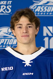 Luke Evers's Instagram, Twitter & Facebook