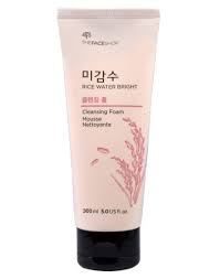 Kulit sensitif butuh perawatan ekstra. 8 Sabun Cuci Muka Untuk Kulit Sensitif Yang Aman Dan Ampuh Goglam