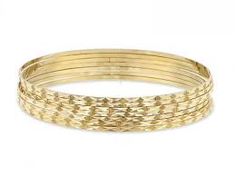 Square link bracelet in 14kt yellow gold. Vietnamese Gold Bangles June 2021