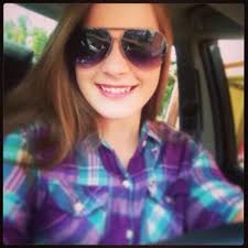 Megan Vanover (@Megzbrookevano)