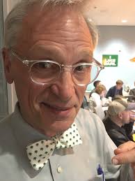 Earl Blumenauer على X: "Wearing my good luck bow tie for all the cannabis  measures