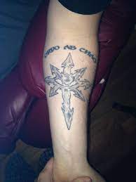 one of the husband s many tattoos it s the mark of chaos as he s a chaos theorist and the words are latin for order from c geometric tattoo tattoos tatting