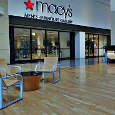 The mall has a gross leasable area (gla) of 2,069,000 square feet (192,200 m2). Green Acres Mall 88 Conseils