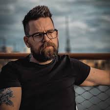 Hi! I am going to install a subwoofer in my 7P. Wondering if you could  share pictures of your setup, as i am wondering where to place it, and what  would be