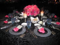 Black And Silver Wedding Decoration Ideas Pretty Chargers Silver Table Settings Silver Wedding Decorations Wedding Decorations