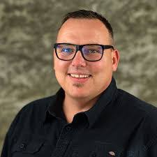 Daniel Knecht's Instagram, Twitter & Facebook