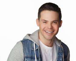 Las múltiples facetas de Willy Martín, un actor todoterreno con una carrera  en ascenso