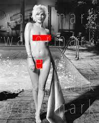 Marilyn Monroe Nude Signed 8x10 Photo Autograph Photograph Poster Print  Reprint 