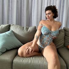 Franncchii - Showing Off Sexy Body and Big Boobs • Porncheck.tv