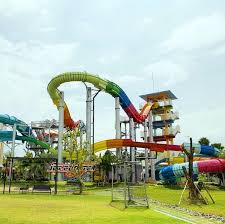 We feature exciting slides such as super bowl and. Hawai Waterpark Harga Tiket Wahana Mei 2021 Jam Buka