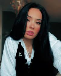 Slytherin outfit ideas for Hogwarts robes