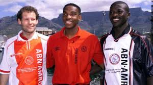 Orlando pirates* nov 12, 1977 in cape town, western cape, south africa. Gallery Benni Mccarthy A Career In Pictures Goal Com