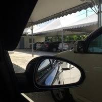 93m 买卖新旧汽车，高价收购二手车 high trade in car dealership. Sjk C La Salle School