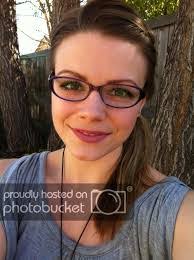 Lily Garay's Instagram, Twitter & Facebook