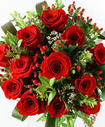 Ramo De 12 Rosas Rojas Arreglos Uruguay Ramos De Rosas Hermosas Flores Corporativos Ramo De Rosas Rojas