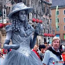 Silver Living Statues In Dubai 2id Events How do they do it?
