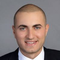 100+ ملفًا شخصيًا يحتوي على “Arekat”