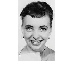 Carole Landers's Instagram, Twitter & Facebook