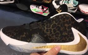 First Look Nike Zoom Freak 1 Coming To America Https Www Sneakerscartel Com First Look N Nike Zoom Basketball Silhouette Nike