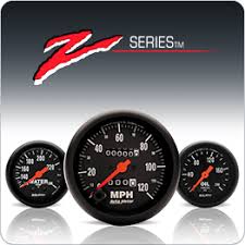 Navigation lights lets you take to the lake even at night. Autometer Instrumente