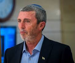 לא הגיוני שבת תסחוב 50 קילו על הגב. נצטרך להוריד את הרף, זה מה שקורה בכל  יחידה מעורבת. צריך לקחת על זה אחריות. אם נצטרך להיות ביחידות מעורבות