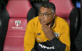 Roger Machado admite plano especial para integrar joia ao São Paulo