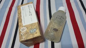 Recommended for normal and dry skin types. Whamisa Organic Flower Toner Original Review