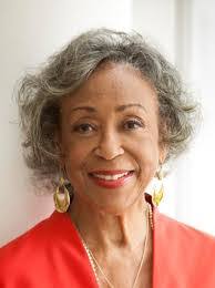 Caitlin Hinz's Instagram, Twitter & Facebook