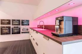 Dies nicht nur in und rund um köln, sondern ebenfalls im ausland. Draxler Kuchen Koln Kuchenstudio Miele Sub Zero Koln Haushaltsgerate Einzelhandel Offnungszeiten