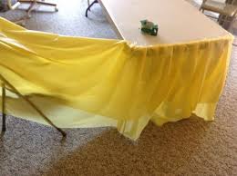 Diy Ruffle Table Skirt With Cheap 97 Plastic Table Cloths Tutorial Diy Table Skirts Mickey Mouse Clubhouse Party Table Skirt