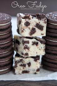 Oreo Fudge With Only 3 Ingredients On Myrecipemagic Com Fudge Recipes Oreo Recipes Desserts