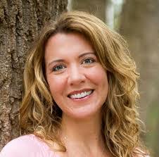 Carrie Pepper's Instagram, Twitter & Facebook