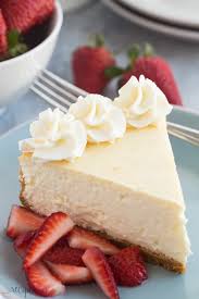 This Vanilla Cheesecake Is Super Creamy And Not As Heavy As Traditional Baked Cheesecake T Vanilla Cheesecake Recipes Fun Cheesecake Recipes Cheesecake Recipes